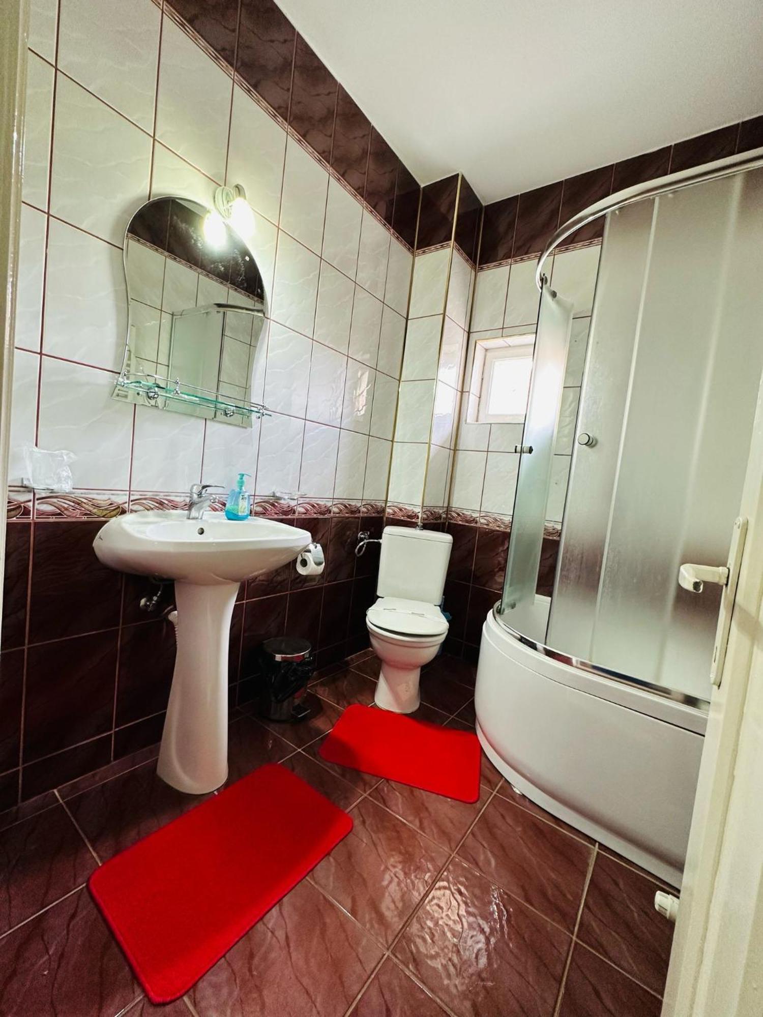 Bed and breakfast Rapsodia Sinaia Extérieur photo